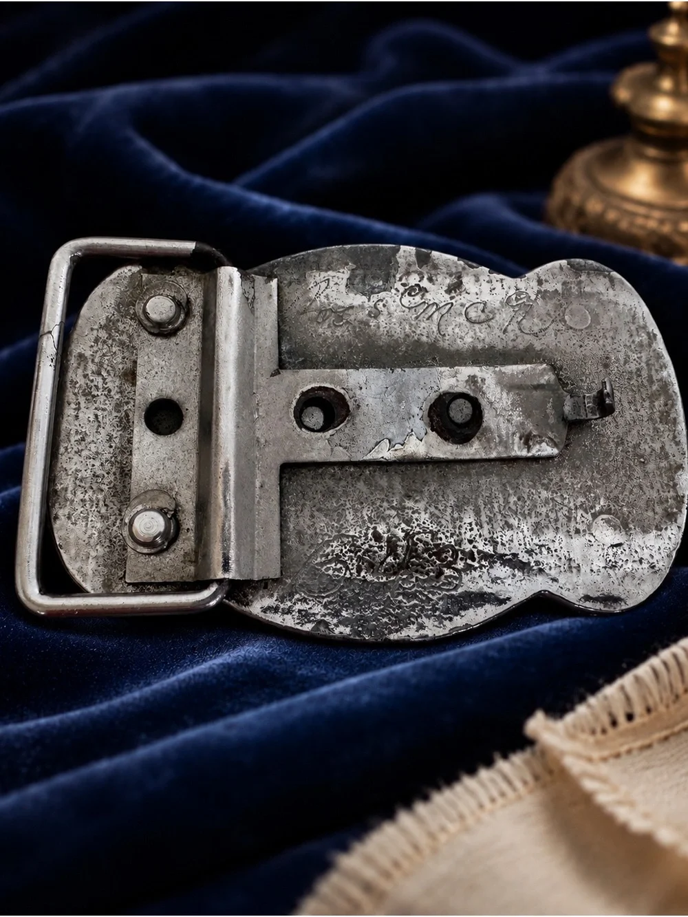 N/A striking vintage